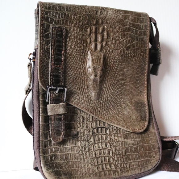 Small Messenger Bag Crossbody Purse Faux Croc Alligator Leather Brown Textured - Picture 11 of 11